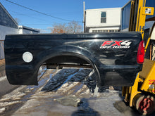 Load image into Gallery viewer, 1999-2010 ford super duty southern ROT FREE 6.9ft short bed
