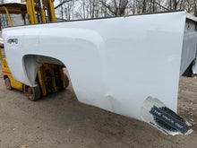 Load image into Gallery viewer, 2008-2014 chevy silverado southern ROT FREE 8ft long bed
