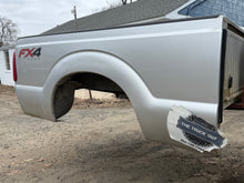 Load image into Gallery viewer, 2011-2016 ford super duty southern rot free 6.5ft short bed
