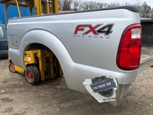 Load image into Gallery viewer, 2011-2016 ford super duty southern rot free 6.5ft short bed
