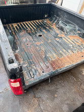 Load image into Gallery viewer, 2011-2016 ford super duty southern ROT FREE 6.5ft short bed
