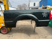Load image into Gallery viewer, 2011-2016 ford super duty southern ROT FREE 6.5ft short bed
