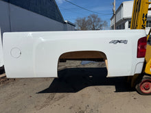 Load image into Gallery viewer, 2008-2014 chevy silverado southern ROT FREE 8ft long bed
