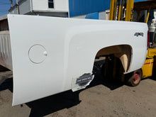 Load image into Gallery viewer, 2008-2014 chevy silverado southern ROT FREE 8ft long bed
