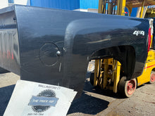 Load image into Gallery viewer, 08-14 chevy silverado southern ROT FREE 6.6ft short bed
