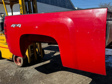 Load image into Gallery viewer, 2008-2014 chevy Silverado southern ROT FREE 6.6ft short bed
