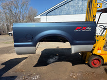 Load image into Gallery viewer, 1999-2010 ford super duty southern ROT FREE 6.5ft short bed
