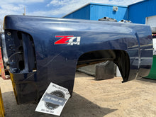Load image into Gallery viewer, 2008-2014 Chevy silverao southern ROT FREE 6.6ft short bed
