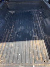 Load image into Gallery viewer, 1999-2010 ford super duty southern ROT FREE 8ft long bed
