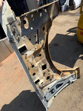Load image into Gallery viewer, 1987-1991 ford OBS southern rot free OE fenders
