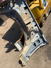 Load image into Gallery viewer, 1987-1991 ford OBS southern rot free OE fenders
