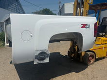 Load image into Gallery viewer, 2008-2014 chevy silverado southern ROT FREE 6.6ft short bed
