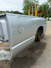 Load image into Gallery viewer, 02-09 dodge ram 3rd gen southern rot free 8ft long bed
