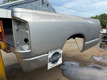 Load image into Gallery viewer, 02-09 dodge ram 3rd gen southern rot free 8ft long bed
