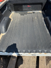 Load image into Gallery viewer, 2015-2019 chevy silverado southern ROT FREE 6.6ft short bed
