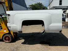 Load image into Gallery viewer, 2015-2019 chevy silverado southern ROT FREE 6.6ft short bed
