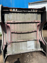 Load image into Gallery viewer, 2009-2014 ford f150 southern rot free 6.5ft short bed
