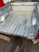 Load image into Gallery viewer, 2008-2014 GMC Sierra southern ROT FREE 6.6ft short bed
