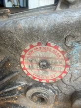 Load image into Gallery viewer, 1998-2001 dodge ram 23D transfe case
