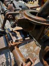 Load image into Gallery viewer, 94-02 dodge ram complete dana 44 front axle with 3.55 gears ( ROT FREE)
