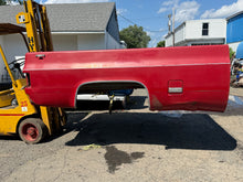 Load image into Gallery viewer, 1979-1987 Chevy/GMC southern rot free 8ft dual tank long bed
