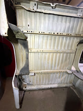 Load image into Gallery viewer, 2005-2011 dodge Dakota southern ROT FREE 6.5ft short bed
