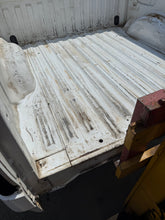 Load image into Gallery viewer, 2009-2014 ford f150 southern ROT FREE 5.5ft extra short bed
