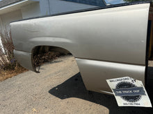 Load image into Gallery viewer, 1999-2006 chevy/gmc southern ROT FREE 6.6ft short bed
