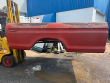 Load image into Gallery viewer, 1973-1979 Ford southern rot free 8ft dual tank long bed with tailgate
