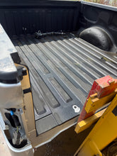 Load image into Gallery viewer, 2009-2014 ford f150 southern ROT FREE 5.5ft extra short bed
