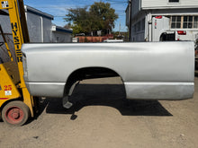 Load image into Gallery viewer, 02-09 dodge ram 3rd gen southern rot free 8ft long bed
