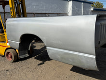 Load image into Gallery viewer, 02-09 dodge ram 3rd gen southern rot free 8ft long bed
